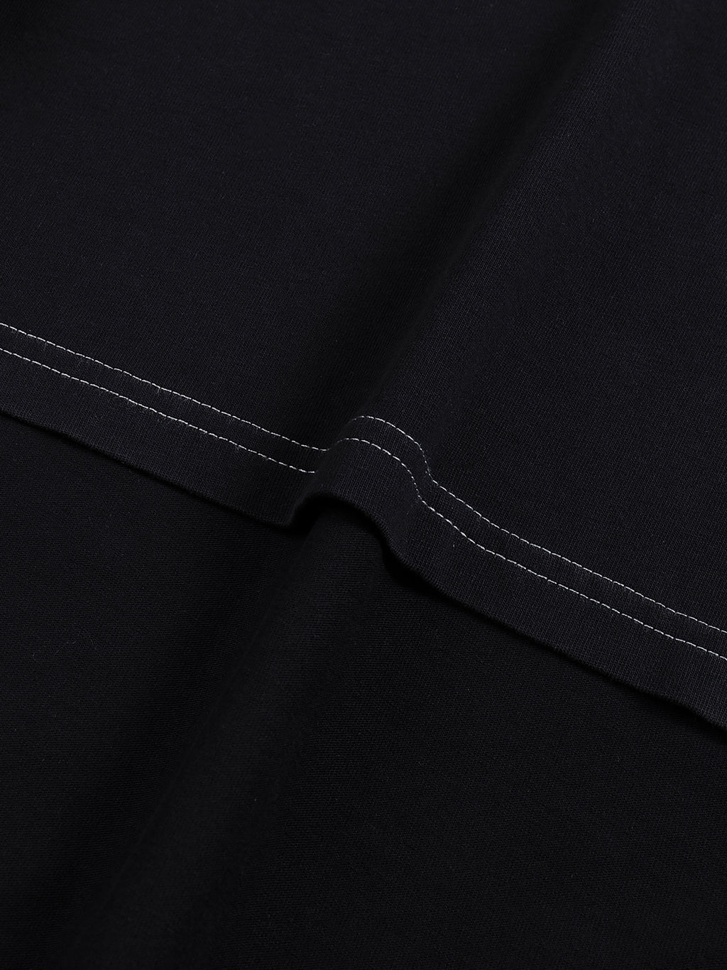 Fearless Contrast-Stitch Tee – Built to Stand Out